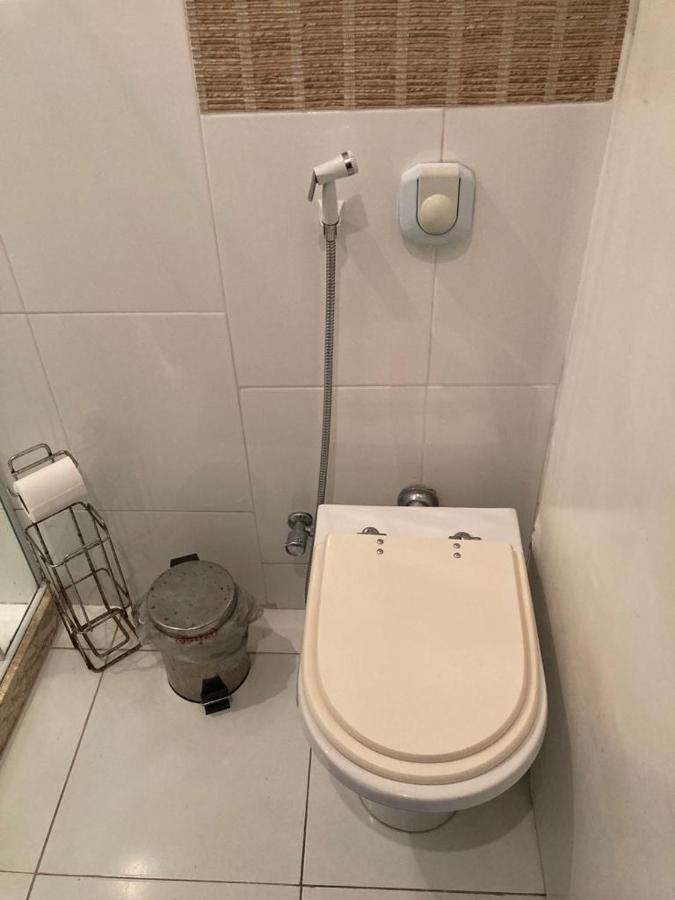Em Copacabana Apartamento Mobiliado No Posto 6 Рио-де-Жанейро Экстерьер фото