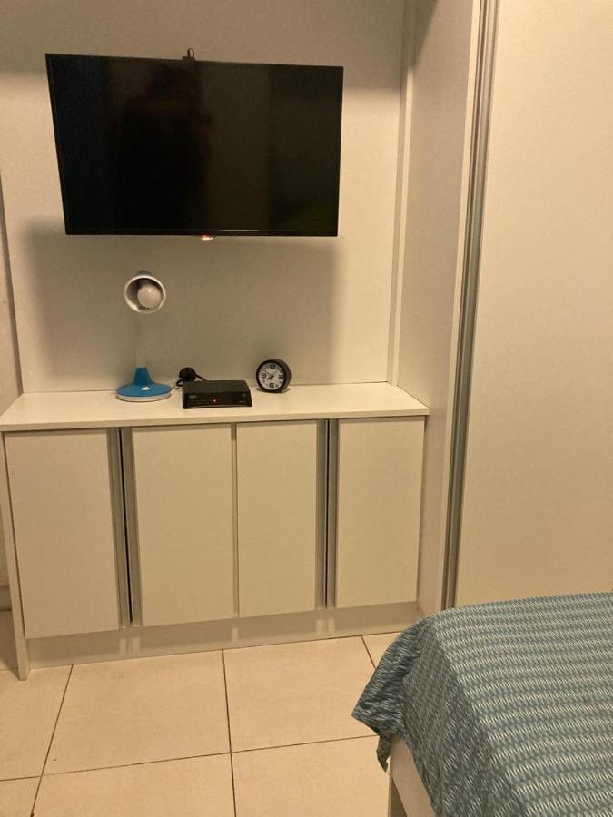 Em Copacabana Apartamento Mobiliado No Posto 6 Рио-де-Жанейро Экстерьер фото